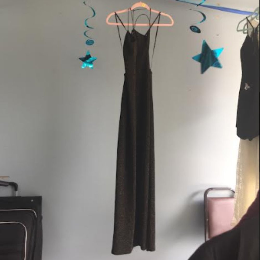 City triangle Black with gold glitter